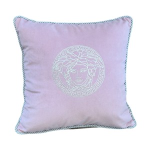 Poduszka welurowa różowa haftowana Meduza Wybierz rozmiar