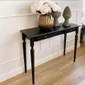 konsola Lord czarna idealna jako stolik wąski w salonie lub sypialni