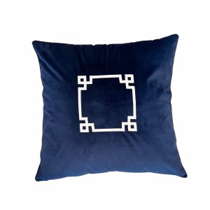 Poduszka welurowa granatowa haftowana Hampton Elegance duża  Wybierz rozmiar  