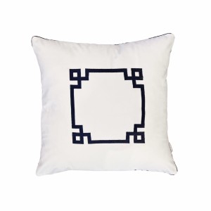 Poduszka welurowa biała haftowana Hampton Elegance Wybierz rozmiar  