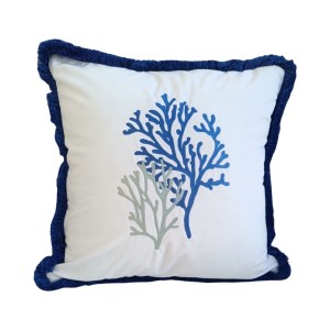 Poduszka welurowa biała haftowana Hampton Coral Wybierz rozmiar    