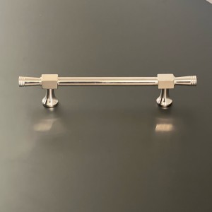 Uchwyt reling meblowy srebrny nikiel polerowany Modern French 128 mm