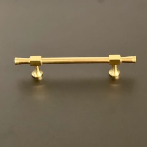 Uchwyt reling meblowy mosiądz polerowany Modern French 128 mm 