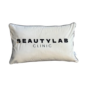 Poduszka welurowa personalizowana z własnym haftem Private Label 