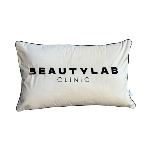 Poduszka welurowa personalizowana z własnym haftem Private Label 